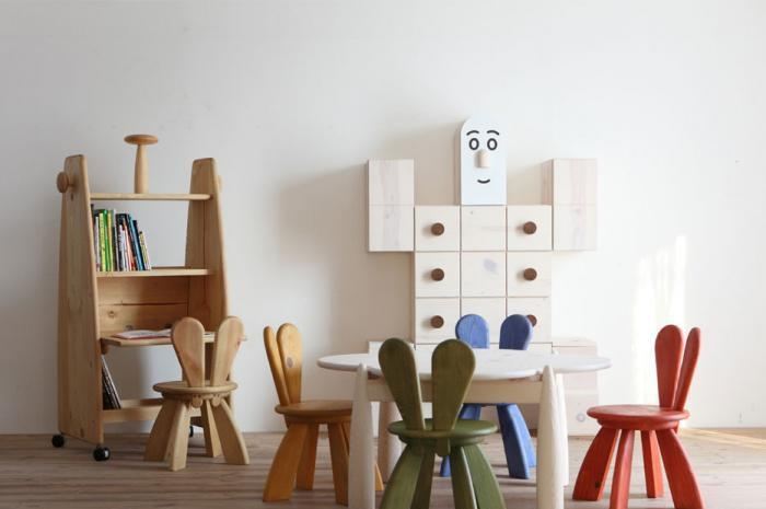 實(shí)木兒童家具.jpg